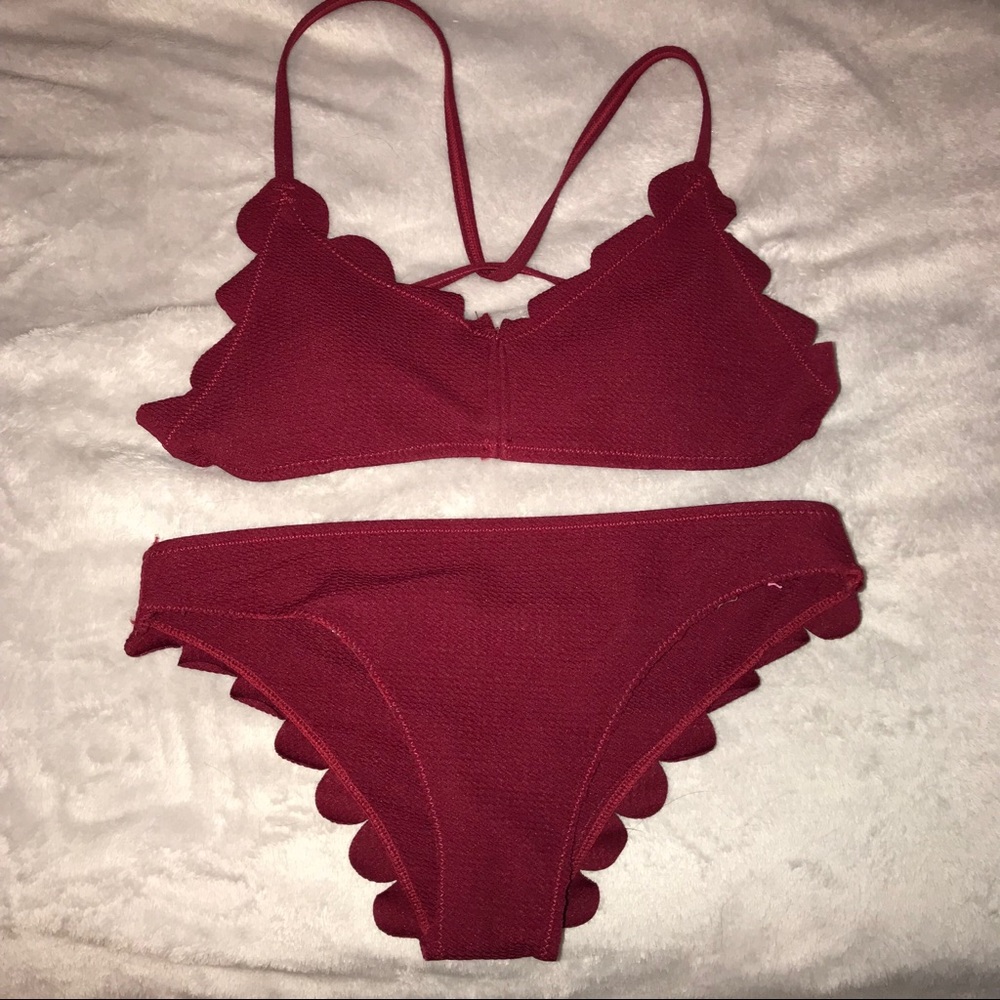 Scalloped bikini